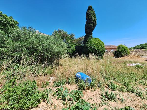 Terrain Bezouce 378 m2