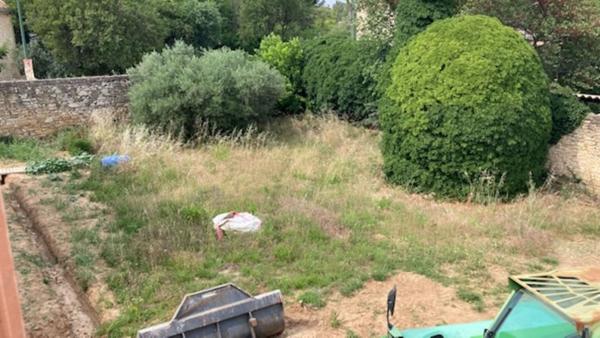 Terrain Bezouce 378 m2