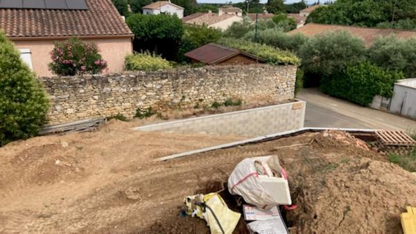Terrain Bezouce 378 m2