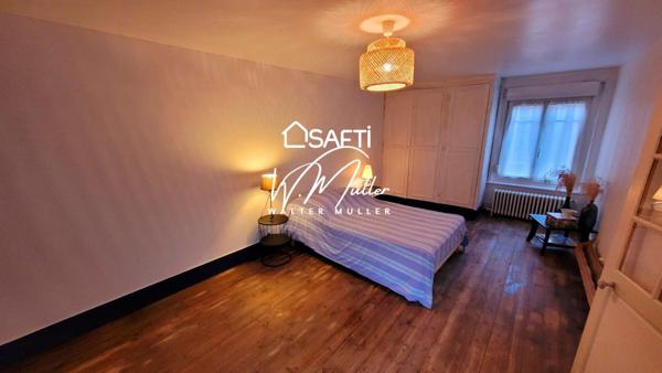 Grande maison avec espace supplémentaire à louer