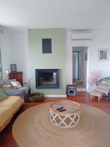 Maison sur 2 niveaux de 140 m², 4 chambres, piscine,,  terrain de 2211 m² Gironde (33) - NOUVELLE AQUITAINE