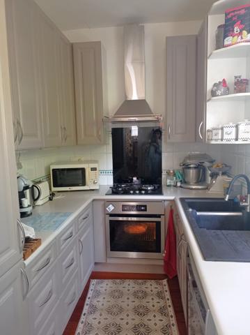 Maison sur 2 niveaux de 140 m², 4 chambres, piscine,,  terrain de 2211 m² Gironde (33) - NOUVELLE AQUITAINE
