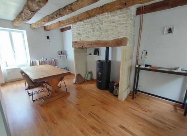 Maison en pierre - Catus 4 pièce(s) 80 m2 + cour + jardin + vue dégagée