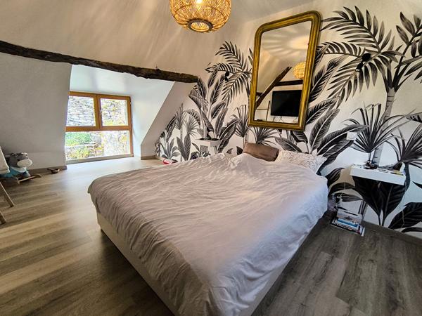 Maison en pierre - Catus 4 pièce(s) 80 m2 + cour + jardin + vue dégagée