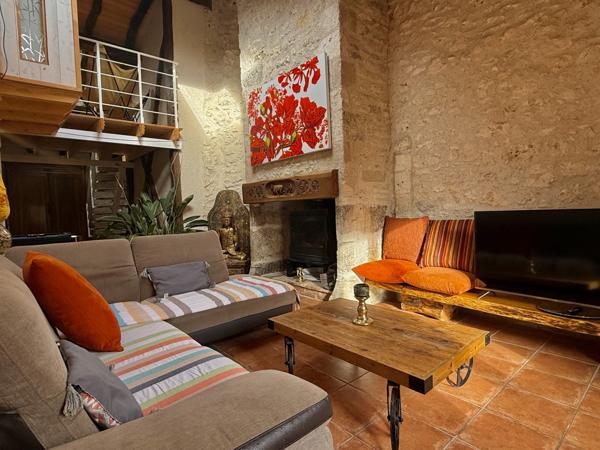 Bourg-de-Visa (82190) Bourg de Visa Domaine éco-responsable avec quatre habitations indépendantes, revenus locatifs et 6 hectares