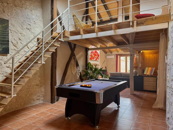 Bourg-de-Visa (82190) Bourg de Visa Domaine éco-responsable avec quatre habitations indépendantes, revenus locatifs et 6 hectares