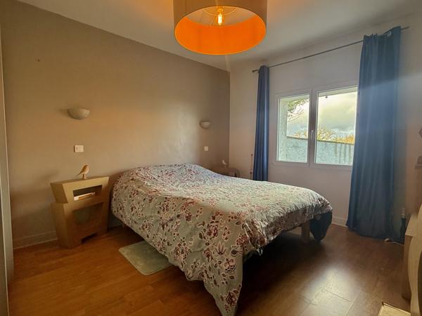 Bourg-de-Visa (82190) Bourg de Visa Domaine éco-responsable avec quatre habitations indépendantes, revenus locatifs et 6 hectares