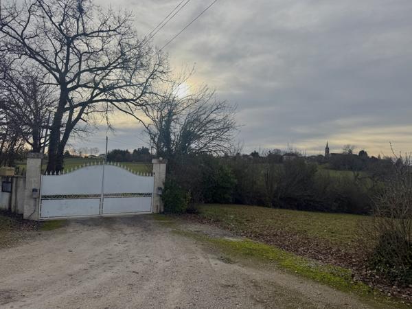 Bourg-de-Visa (82190) Bourg de Visa Domaine éco-responsable avec quatre habitations indépendantes, revenus locatifs et 6 hectares