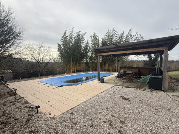 Bourg-de-Visa (82190) Bourg de Visa Domaine éco-responsable avec quatre habitations indépendantes, revenus locatifs et 6 hectares