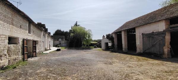 Corps de ferme de caractère - 210 m2 habitable - 5260 m2 ter
