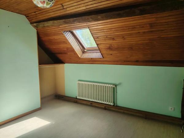 Corps de ferme de caractère - 210 m2 habitable - 5260 m2 ter