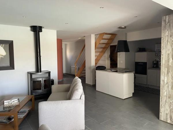 MAISON FAMILIALE DE 160 M2 SUR TERRAIN DE 408 M2