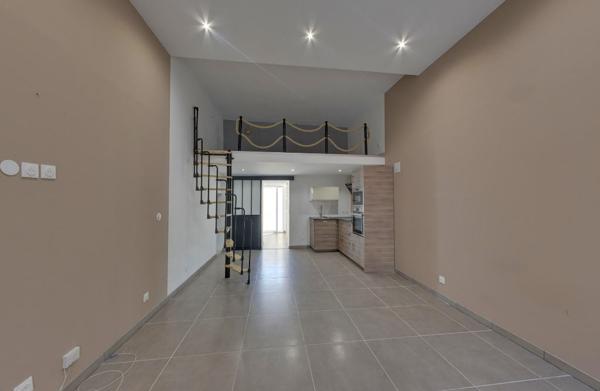 A louer - Bezouce P1 BIS