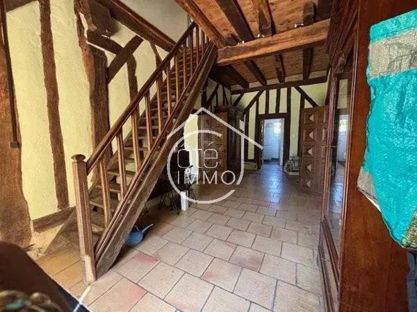 ST PIERRE D'EYRAUD - Belle propriété 7 pièces 203 m2