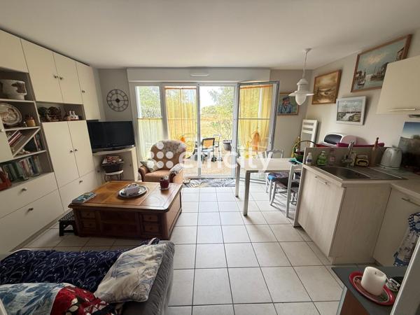 Maison
         3 pièces
        - 44 m² 180 000 € *