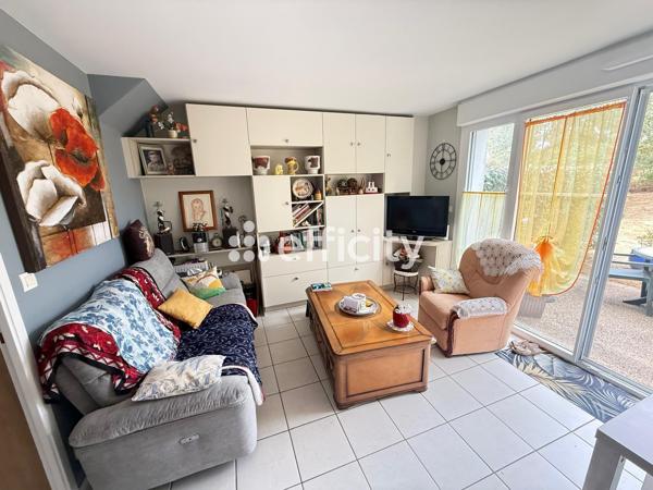 Maison
         3 pièces
        - 44 m² 180 000 € *