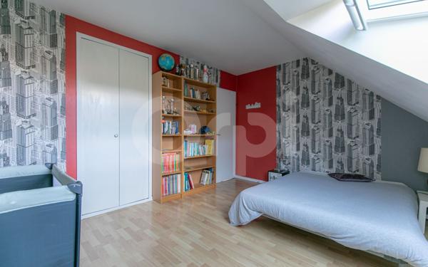 Maison à vendre    6 pièces • 109,05 m2 Vaires-sur-Marne