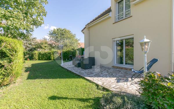 Maison à vendre    6 pièces • 109,05 m2 Vaires-sur-Marne