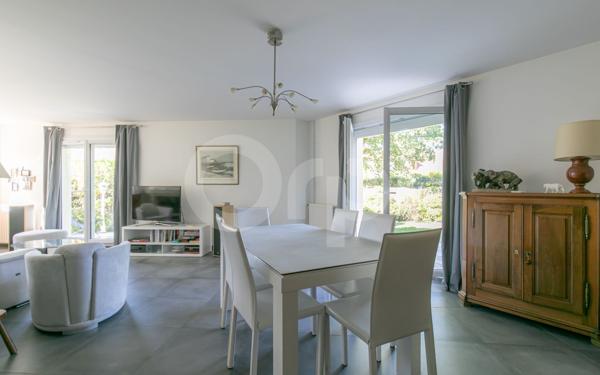 Maison à vendre    6 pièces • 109,05 m2 Vaires-sur-Marne