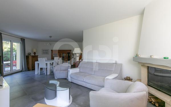 Maison à vendre    6 pièces • 109,05 m2 Vaires-sur-Marne