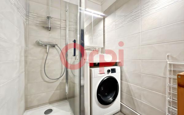 Appartement à vendre    2 pièces • 54,10 m2 Lyon 8