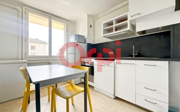 Appartement à vendre    2 pièces • 54,10 m2 Lyon 8