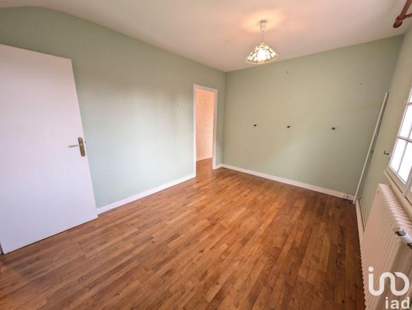 Maison à vendre 5 pièces 123 m² Lussac-les-Châteaux