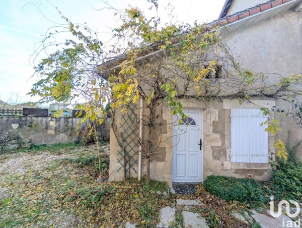 Maison à vendre 5 pièces 123 m² Lussac-les-Châteaux