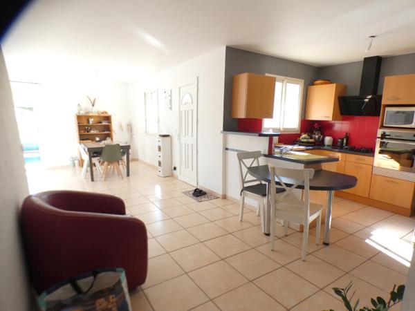 Vias. Maison 4 pièces 101 m²