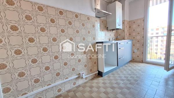 Appartement  familial type 4 avec Vue dégagée mer et ville- Secteur en devenir