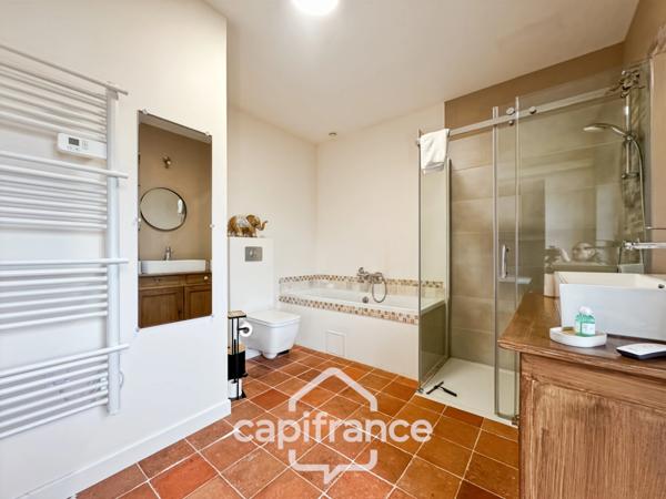 Maison à vendre 10 pièces SAINT GERMAIN DU PLAIN (71)