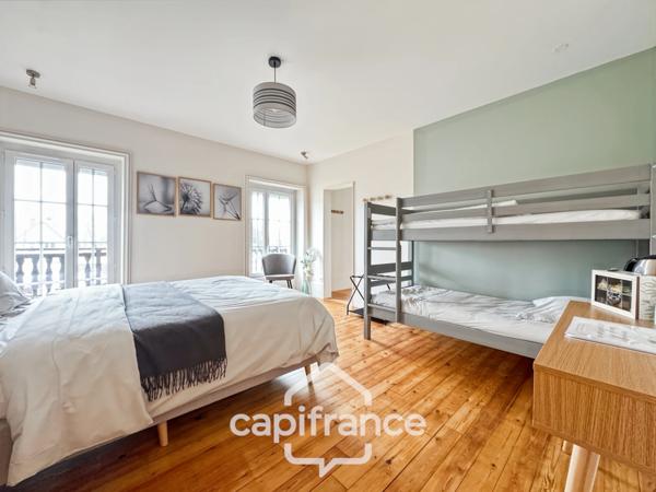 Maison à vendre 10 pièces SAINT GERMAIN DU PLAIN (71)