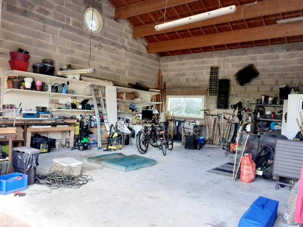 Maison à vendre 7 pièces SAINT JULIEN L'ARS (86)