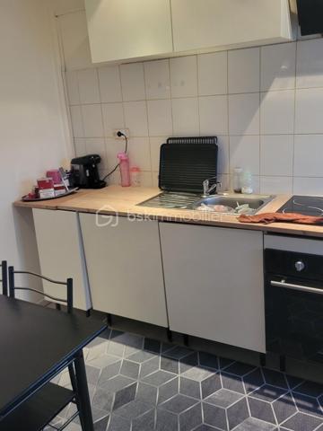 Immeuble commercial de 1 140 m²