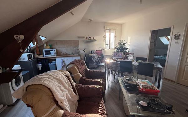 Appartement à louer    3 pièces •  Versigny