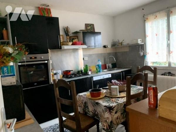 maison d'habitation avec terrain attenant