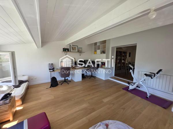 Maison 182 m², 4 Chambres sur Terrain de 517 m²