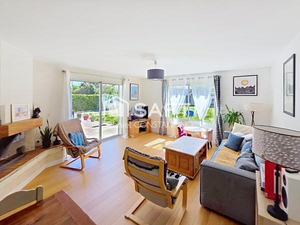 Maison 182 m², 4 Chambres sur Terrain de 517 m²