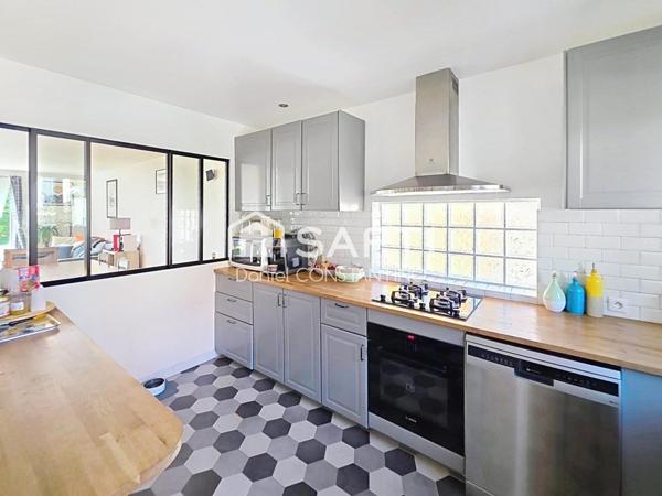 Maison 182 m², 4 Chambres sur Terrain de 517 m²