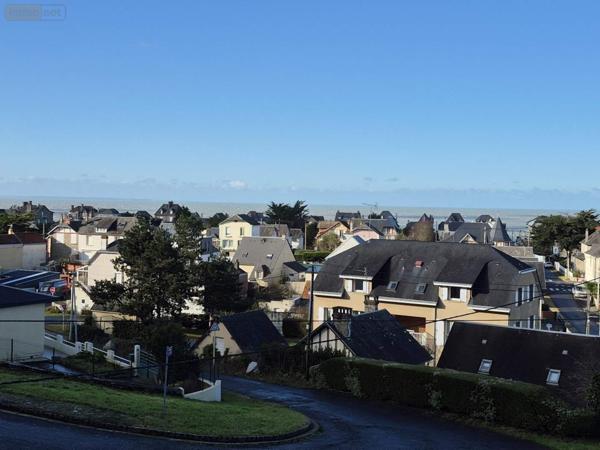 Maison à vendre à Jullouville dans la Manche (50610), ref : 028/1524