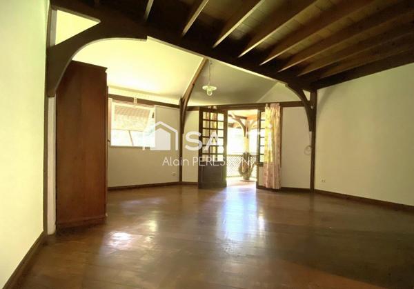 CHAMPS VIRGILE - Propriété de charme 230m2 / 1 hectare plat & jolie crique
