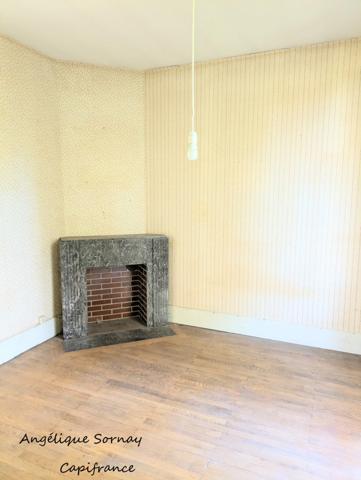 EN EXCLUSIVITE LONS LE SAUNIER (39) MAISON DE VILLE 5 min du centre-ville – Jardin