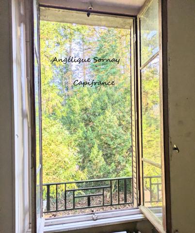 EN EXCLUSIVITE LONS LE SAUNIER (39) MAISON DE VILLE 5 min du centre-ville – Jardin