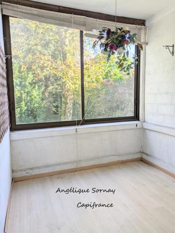 EN EXCLUSIVITE LONS LE SAUNIER (39) MAISON DE VILLE 5 min du centre-ville – Jardin