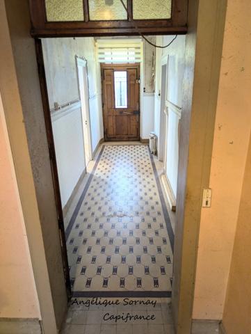 EN EXCLUSIVITE LONS LE SAUNIER (39) MAISON DE VILLE 5 min du centre-ville – Jardin