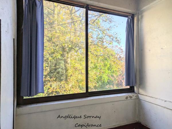 EN EXCLUSIVITE LONS LE SAUNIER (39) MAISON DE VILLE 5 min du centre-ville – Jardin