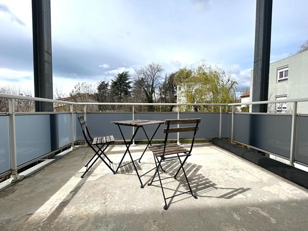 SAINT ETIENNE : appartement 2 pièces (28 m²) à louer