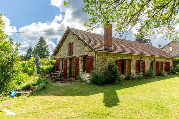 Maison à vendre |  Saint-Yrieix-la-Perche |  4 pièces | 143 m²