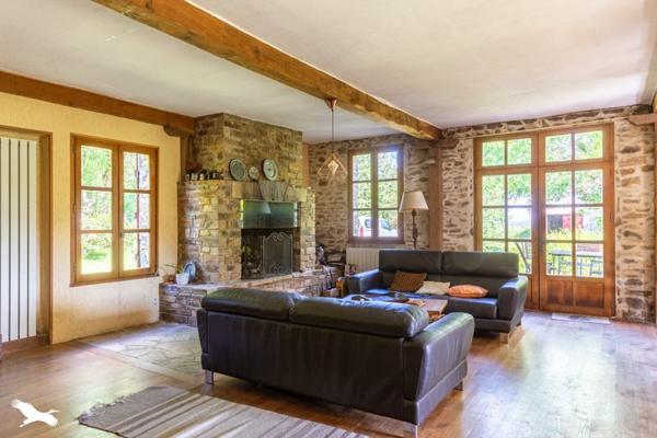 Maison à vendre |  Saint-Yrieix-la-Perche |  4 pièces | 143 m²