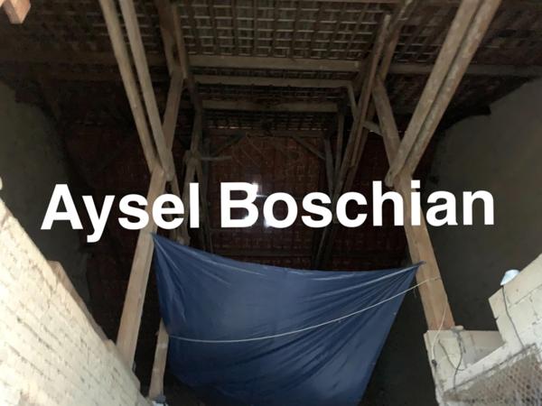 MAISON AVEC GRANGE ET IMMENSE TERRAIN